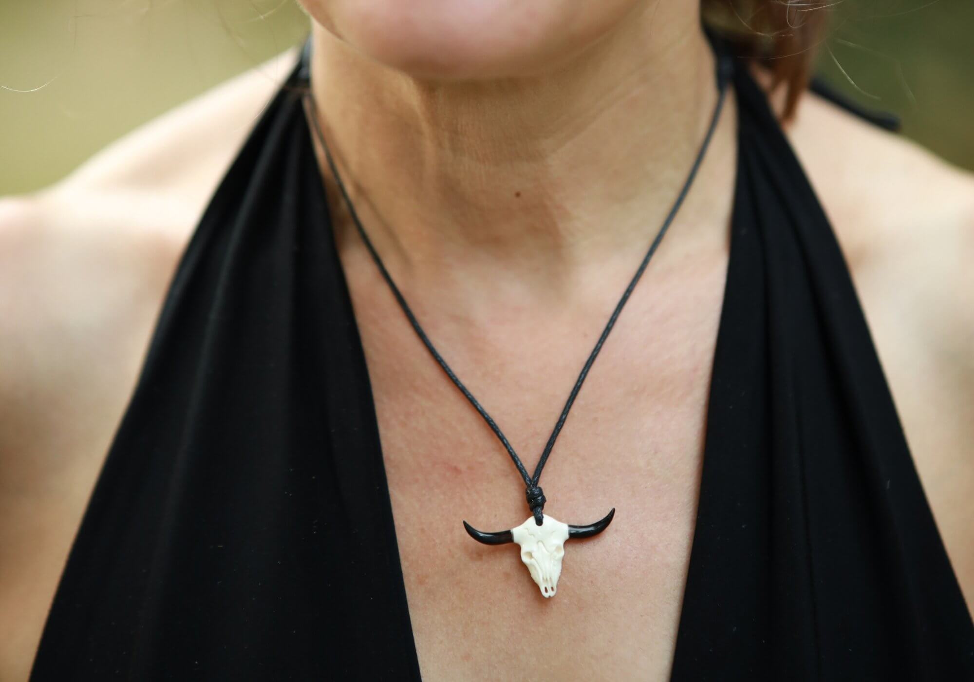 Schmuck aus Horn und Knochen Kette Ohrschmuck Bartschmuck kaufen
