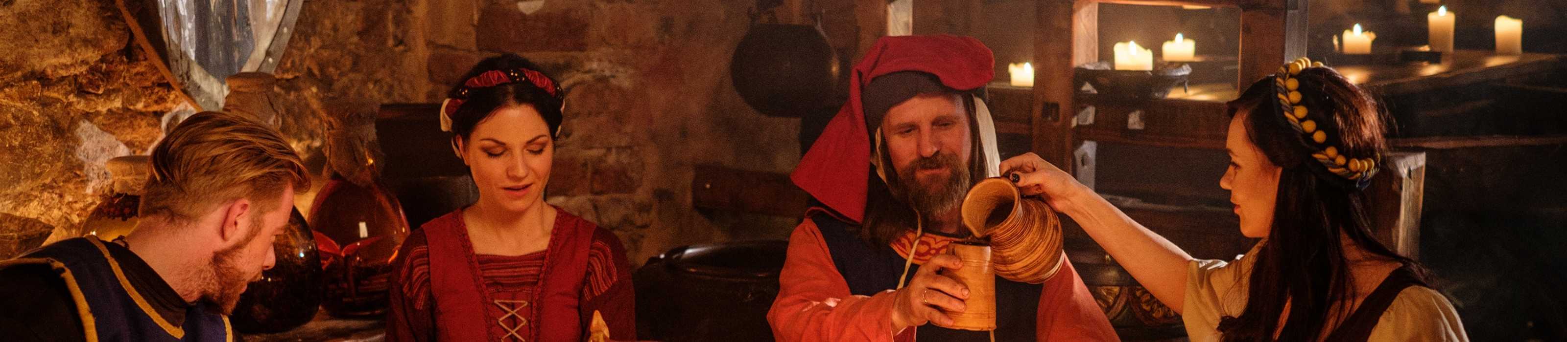 Mittelalter Schmuck Motive mit traditioneller Bedeutung online kaufen