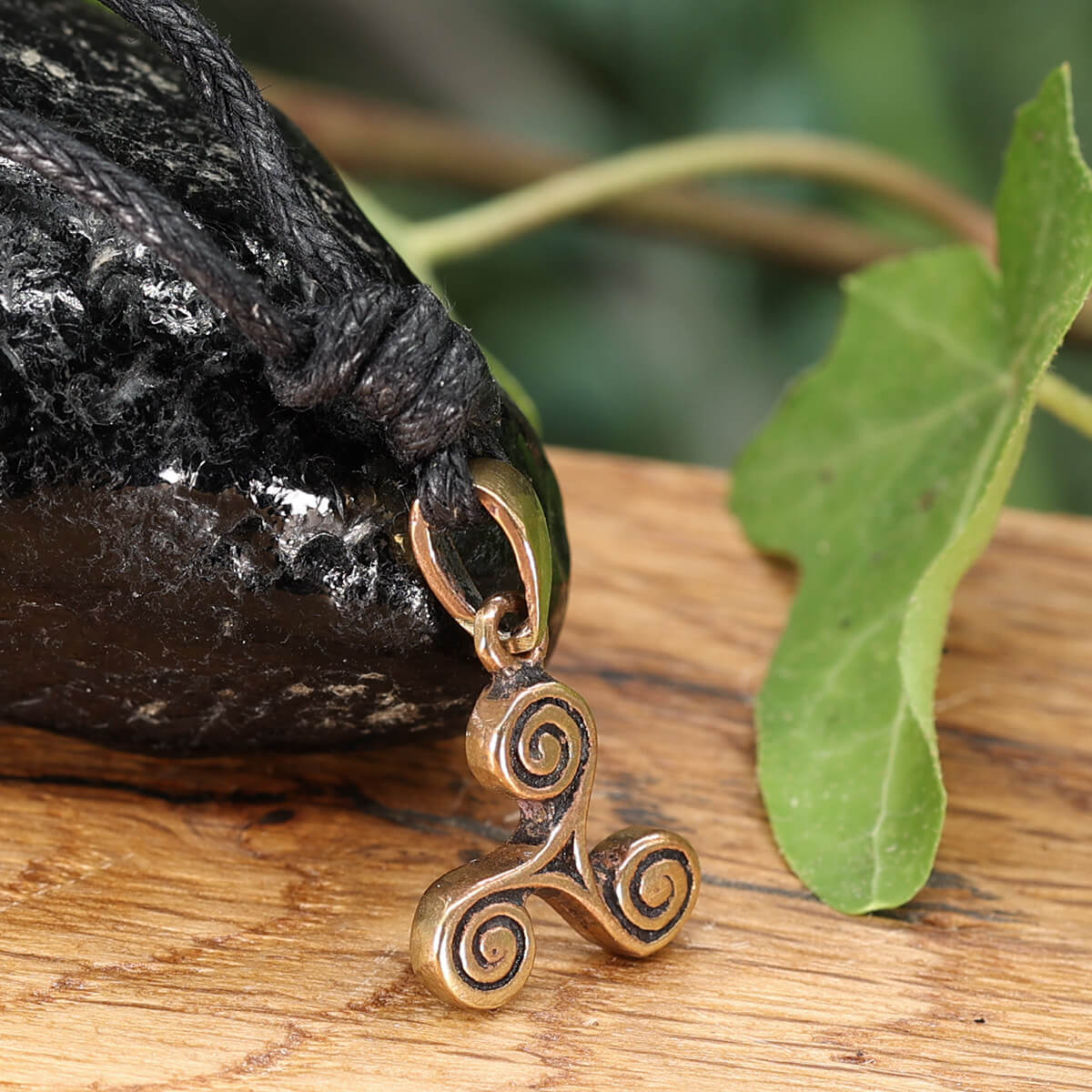 Triskel Kette Anhänger Bronze Mittelalter