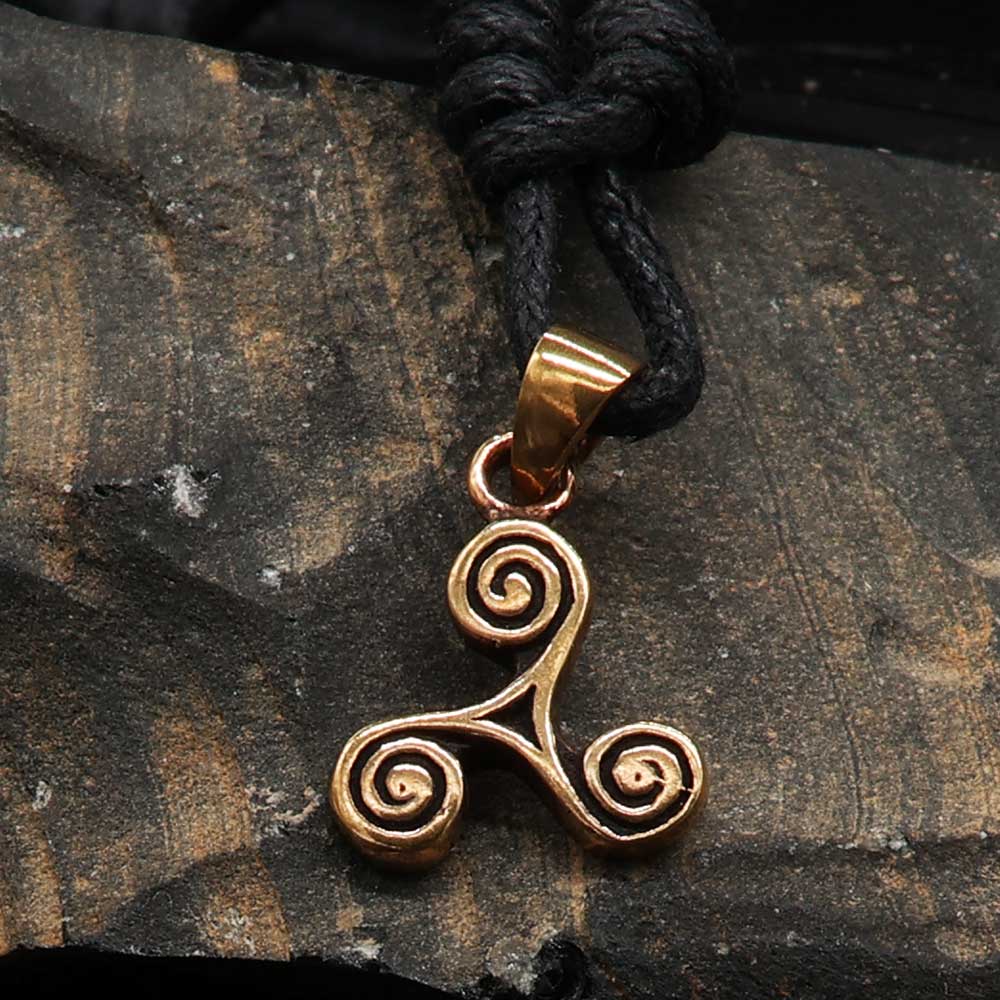 Triskel Anhänger Kette Triskelion Bronze Keltischer kettenanhänger klein zierlich