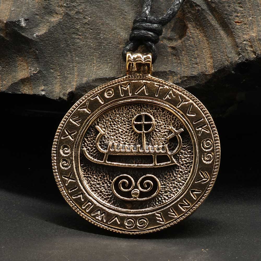 Wikinger Boot Schmuck mit Runen Sonnenschiff Mittelalter Kette