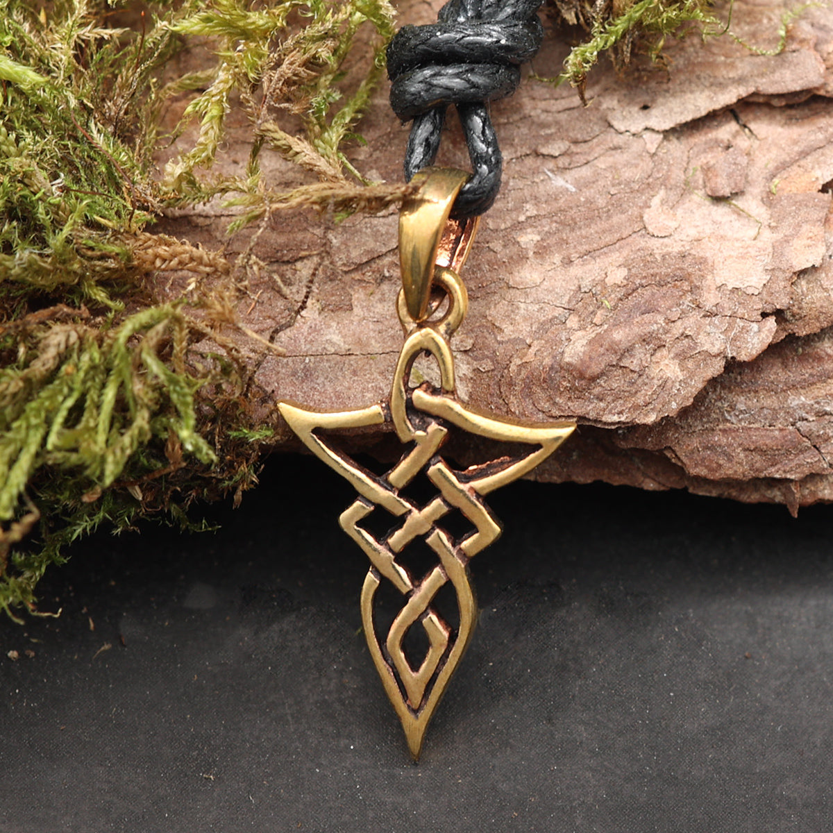 Bronze Celtic pendant, triangle