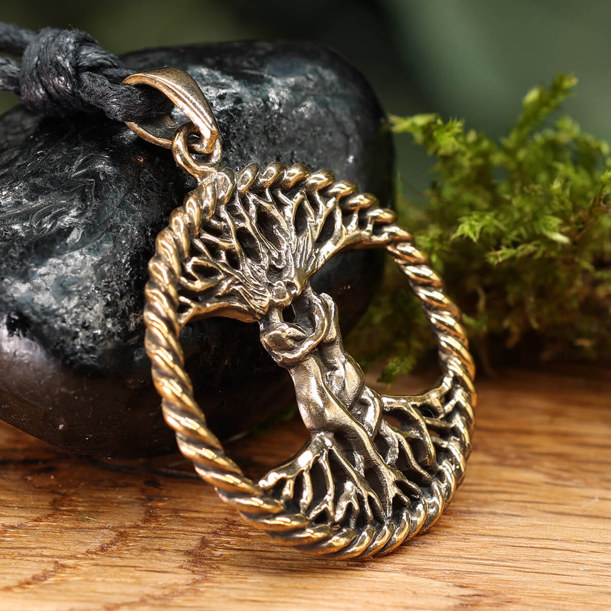 Lebensbaum Bronzeschmuck Anhänger keltisch