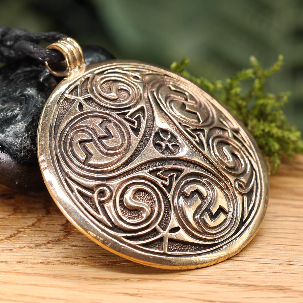 Triskelion riesig Schmuck Anhänger Bronze