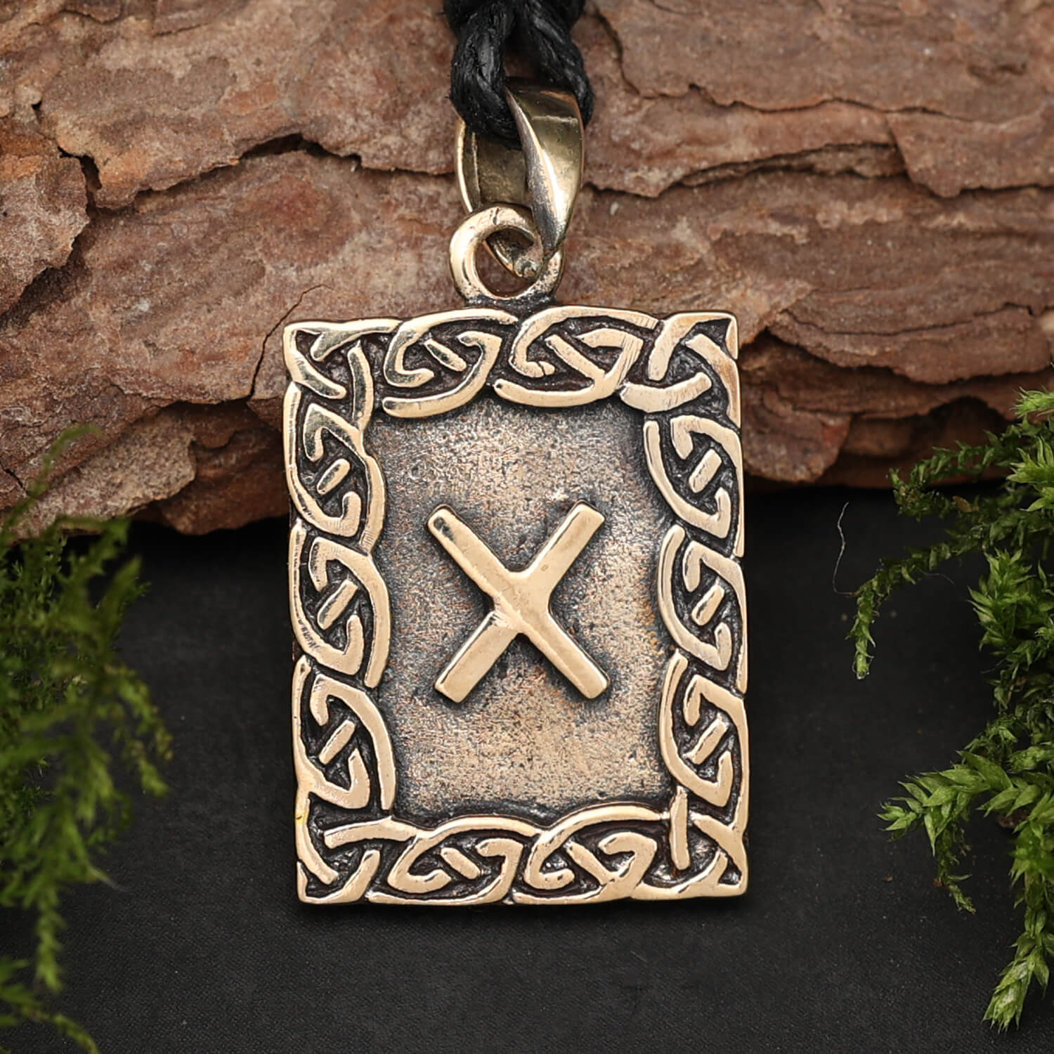 Runen Magie Halskette Bronze Schmuck Geb