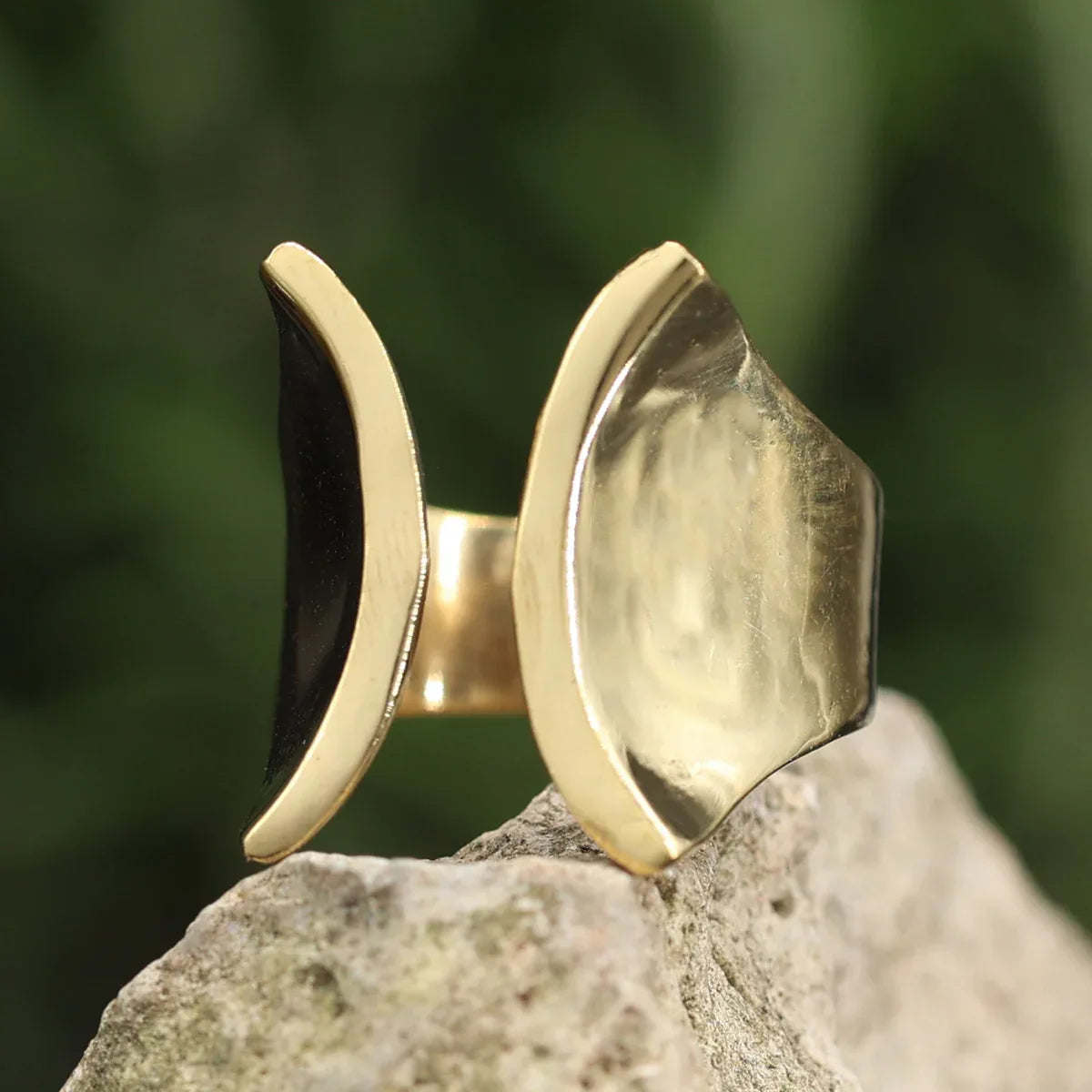 Design doppelt Ring Messing Zeitloser Schmuck Elegant