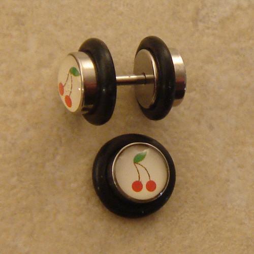 Fake Plug Kirsche