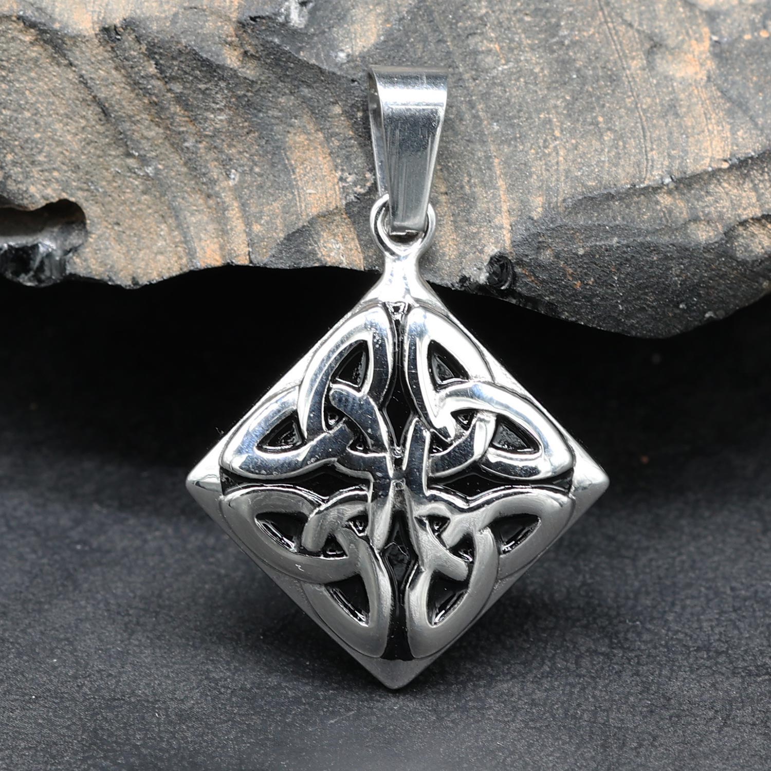 Keltisches Quadrat Edelstahl Anhänger online kaufen