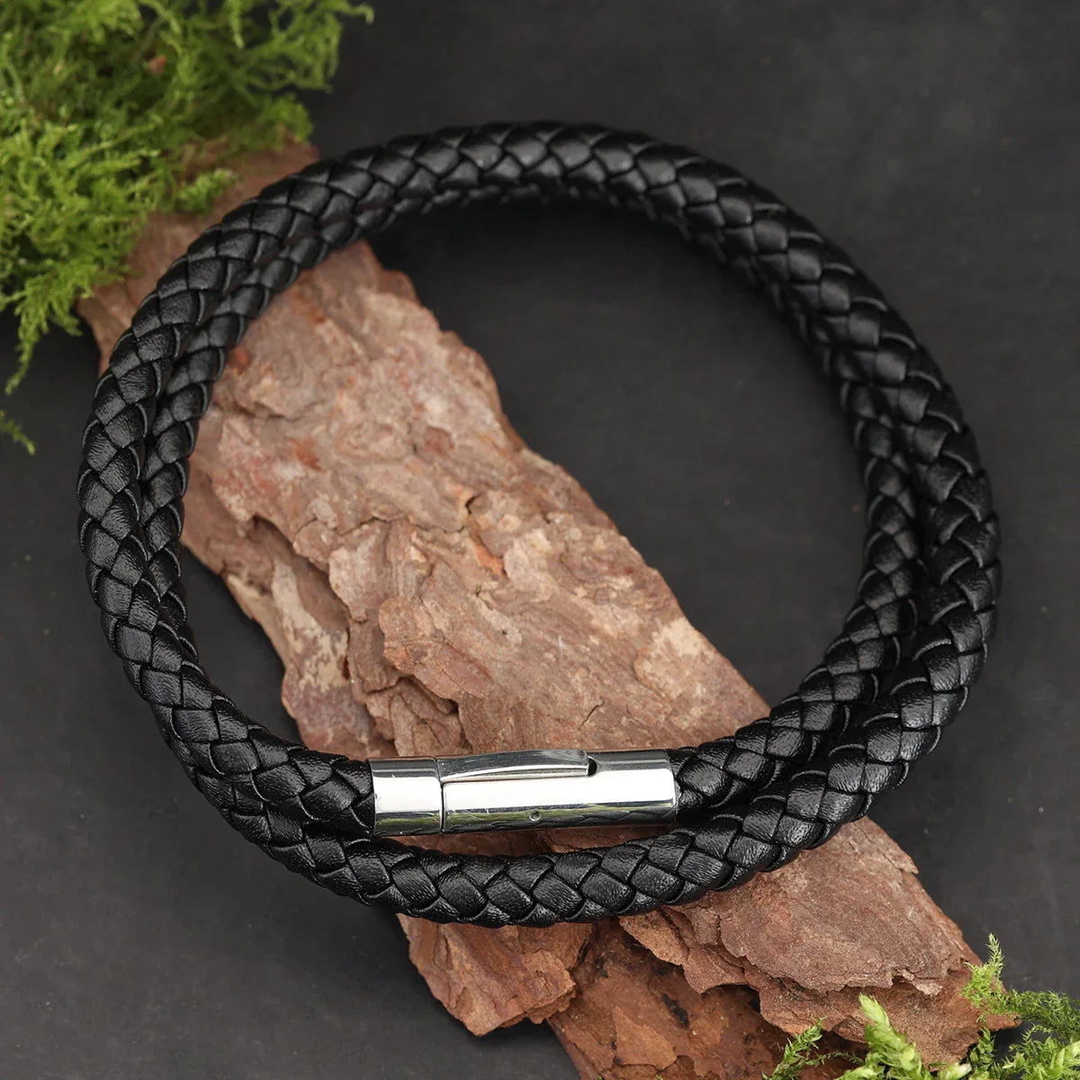 Geflochtenes Schwarzes Leder Armband mit Edelstahl Verschluss