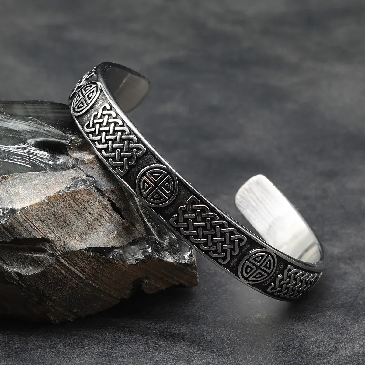 Edelstahl Armreif Kelten Knoten Armschmuck massiv