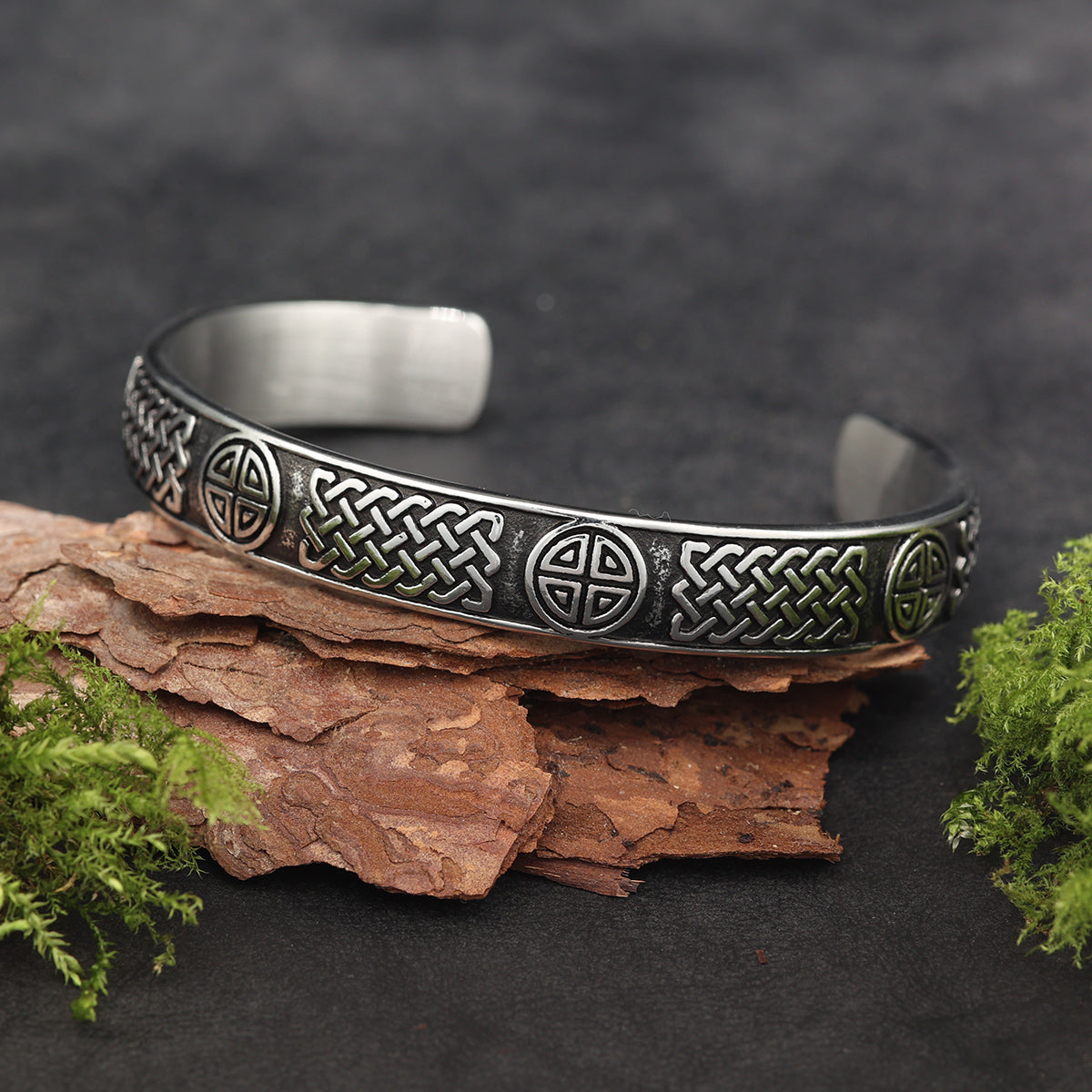 Keltenknoten fein Armreif Edelstahl keltische Armspange Herren