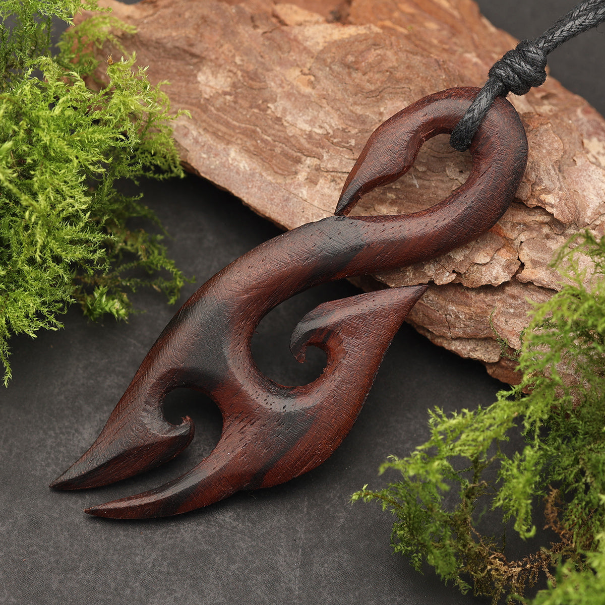 Maori Halskette Holz natürlicher Schmuck Handarbeit fair gehandelt