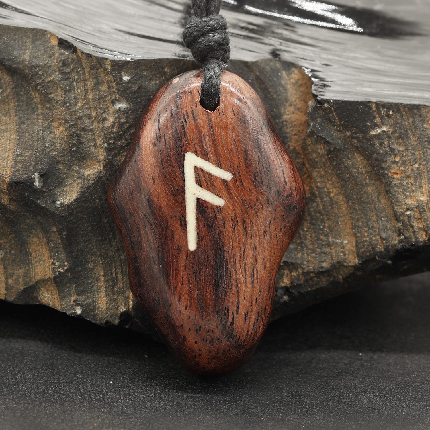 Runen Anhänger Amulett Beschützer Holz Ansuz