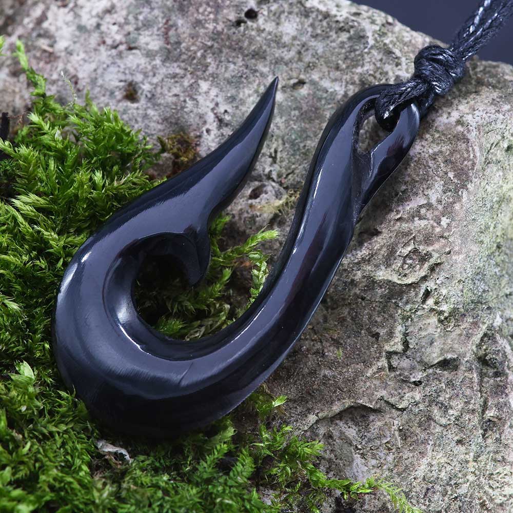 Maori Kette schmuck Handarbeit fair gehandelt Hornschmuck