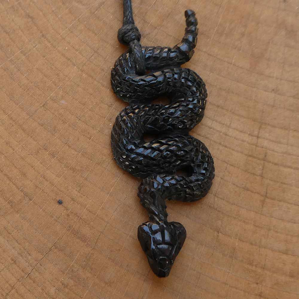 Schlange Hornschmuck Kette Handarbeit Fairtrade Schmuck aus Horn