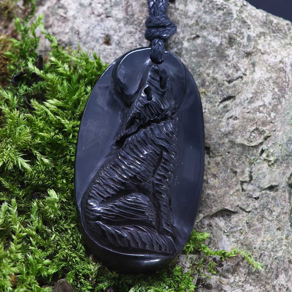 Wolf Kette schmuck Handarbeit fair gehandelt Hornschmuck