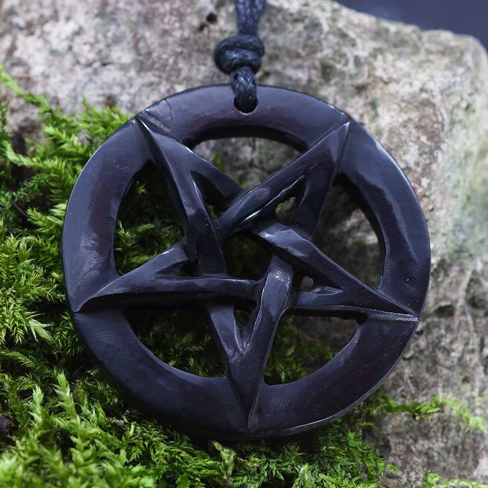 Drudenfuss Kette schmuck Handarbeit fair gehandelt Hornschmuck