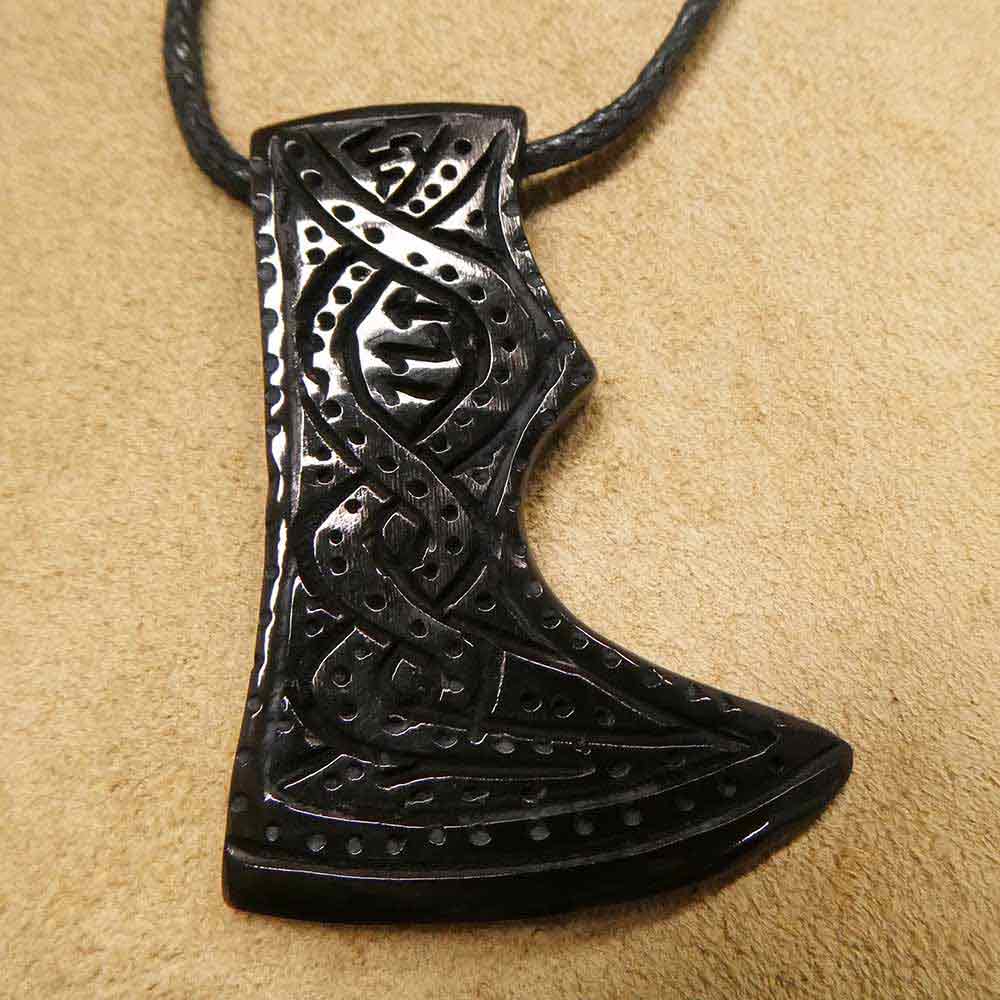 Wikinger Axt Schmuck Mittelalter aus Horn