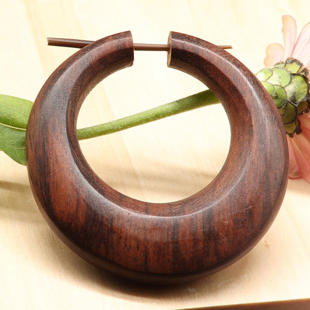 Creole groß und dick aus Holz Ohrring Handarbeit fair gehandelter Holzschmuck