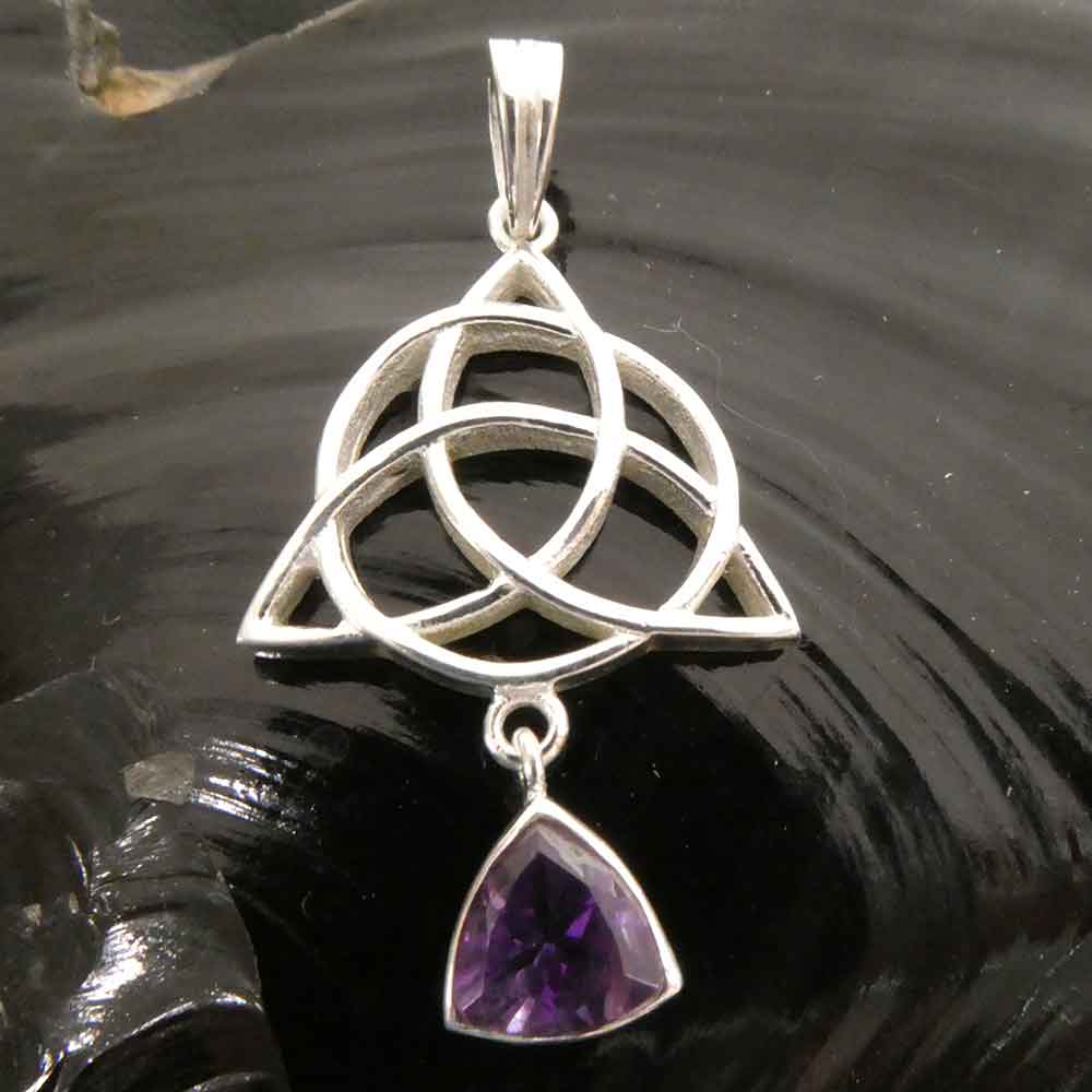 Keltischer Anhänger mit Amethyst Edelstein