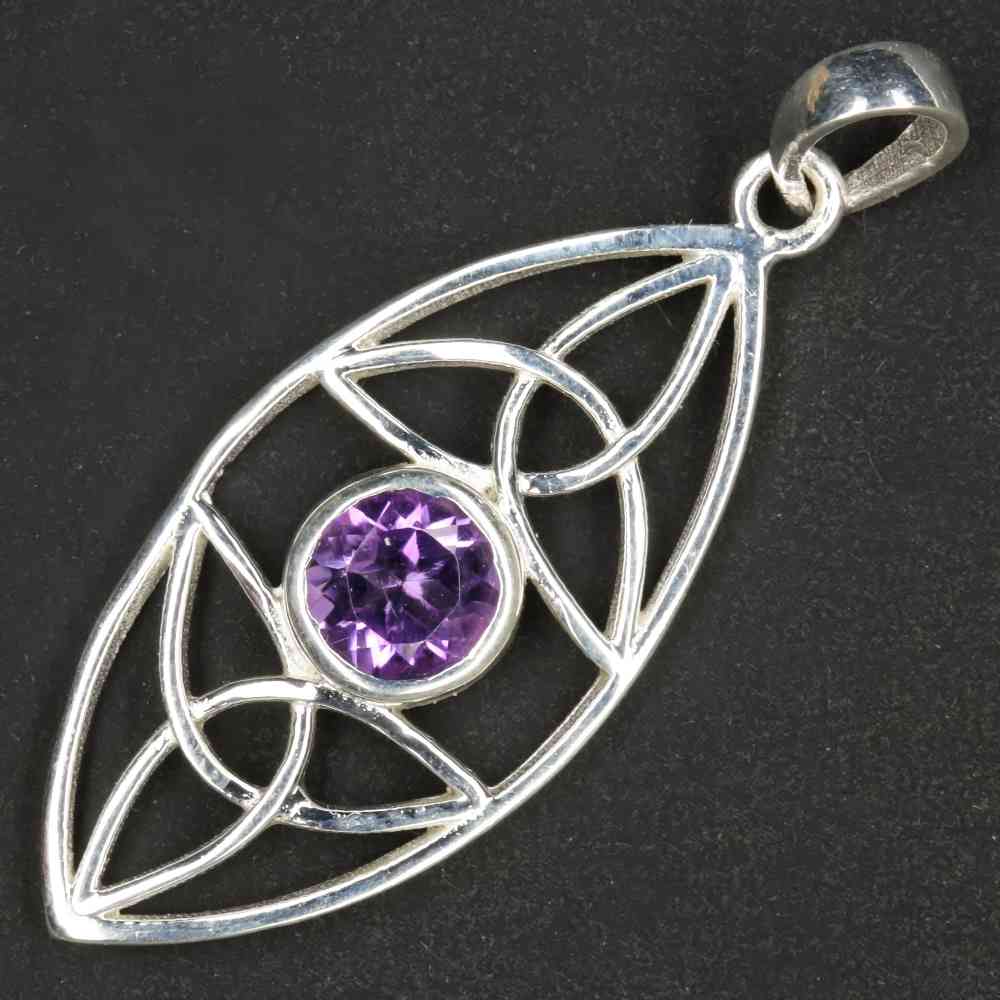 Kelten Kettenanhänger Amethyst Stein lila