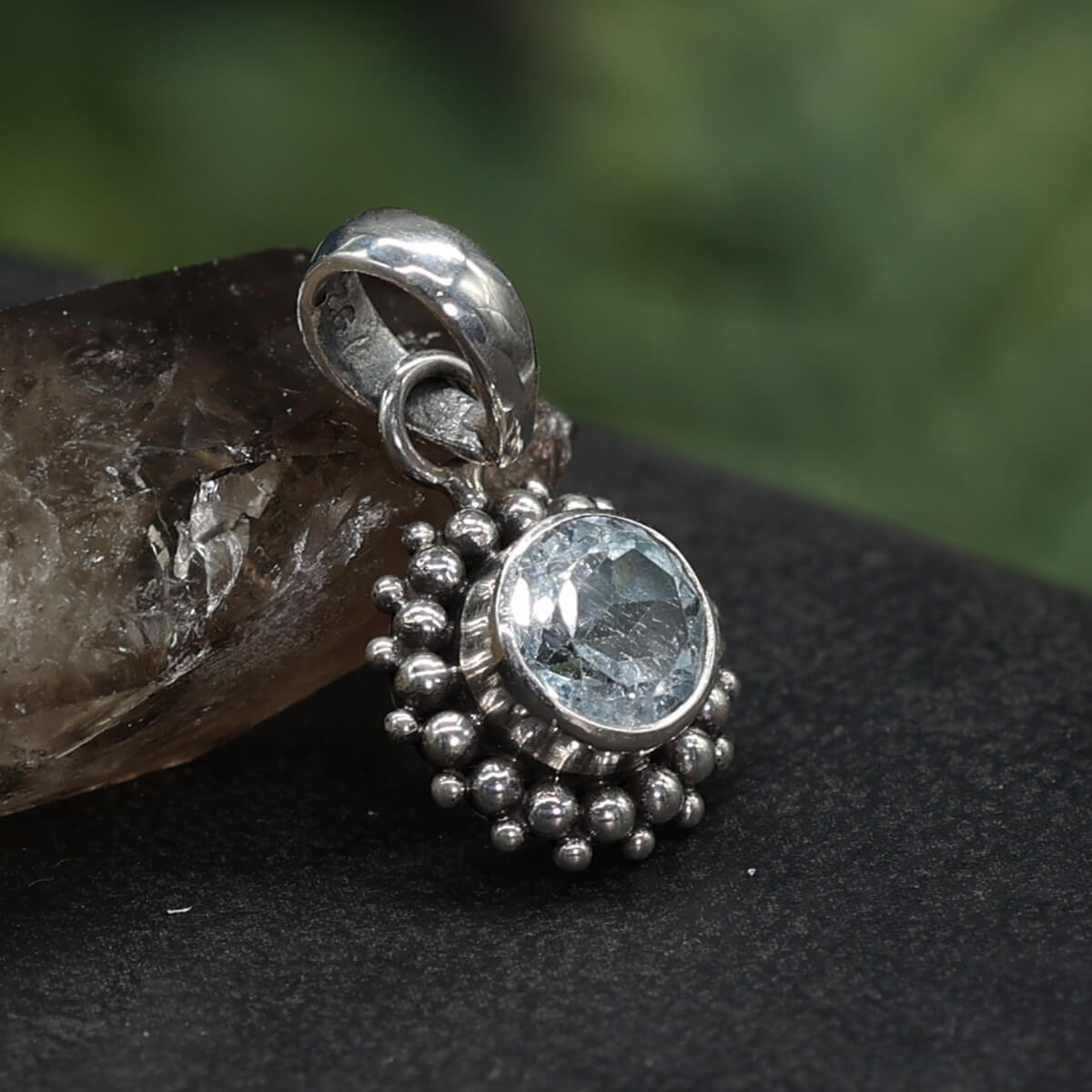Blauer Topas Anhänger Silber Edelstein