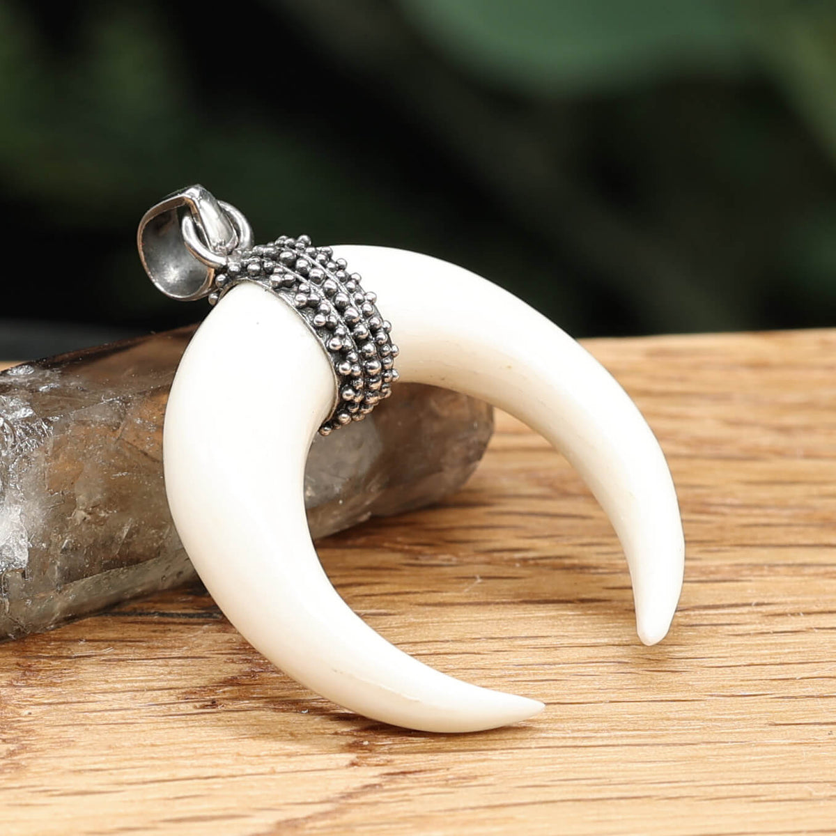 Edler Anhänger Silber Schmuck Handarbeit Knochen
