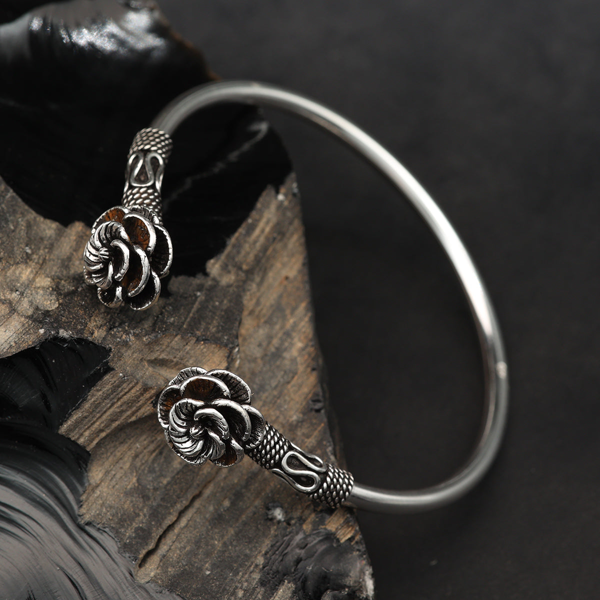 Edler Rosen Armreif für Frauen verliebte Geschenk