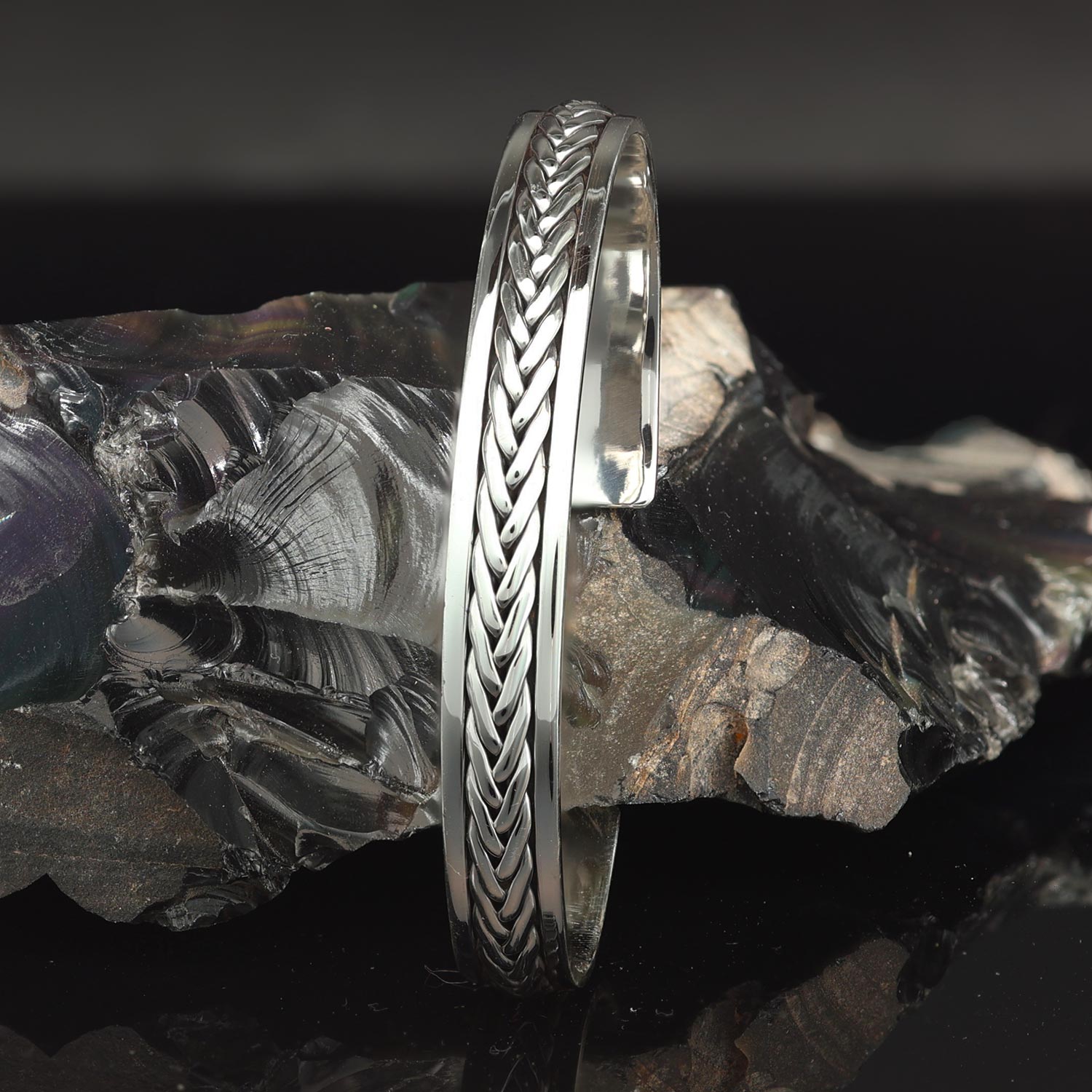 Feiner Silber Armreif dezent ausgefallen Silber