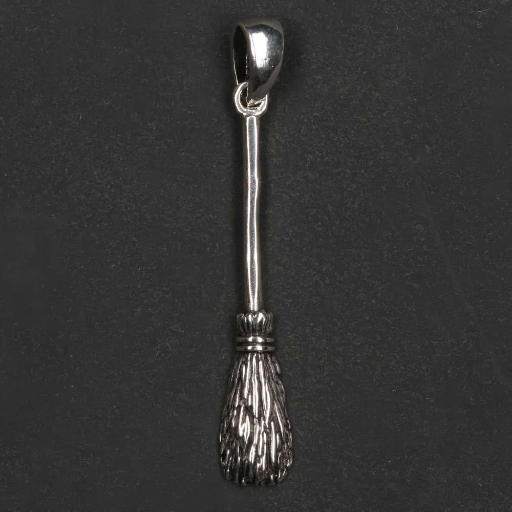 Hexen Besen Anhänger 925er Silber Kettenanhänger