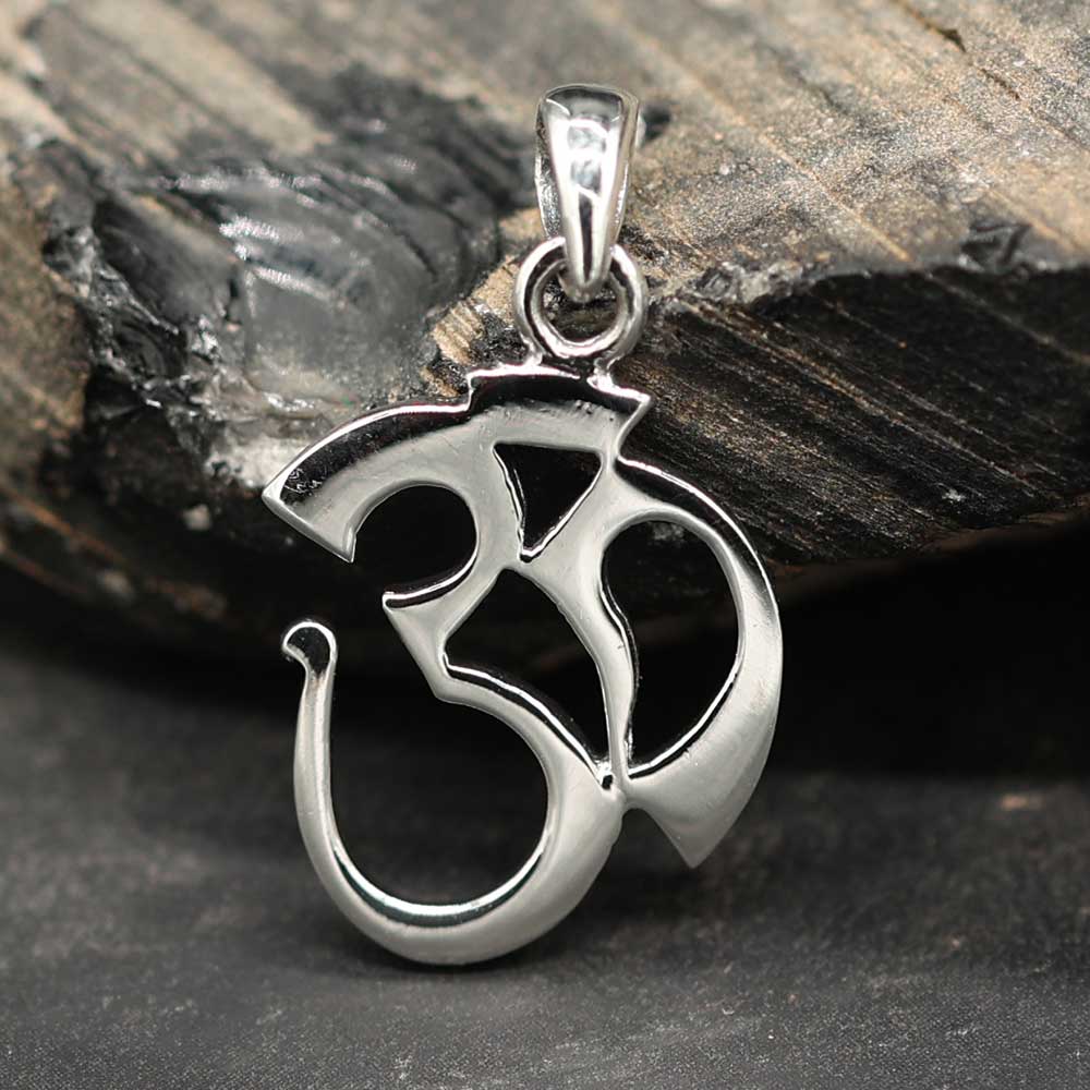 Om Anhänger 925 Silber feiner Schmuck für eine Silberkette