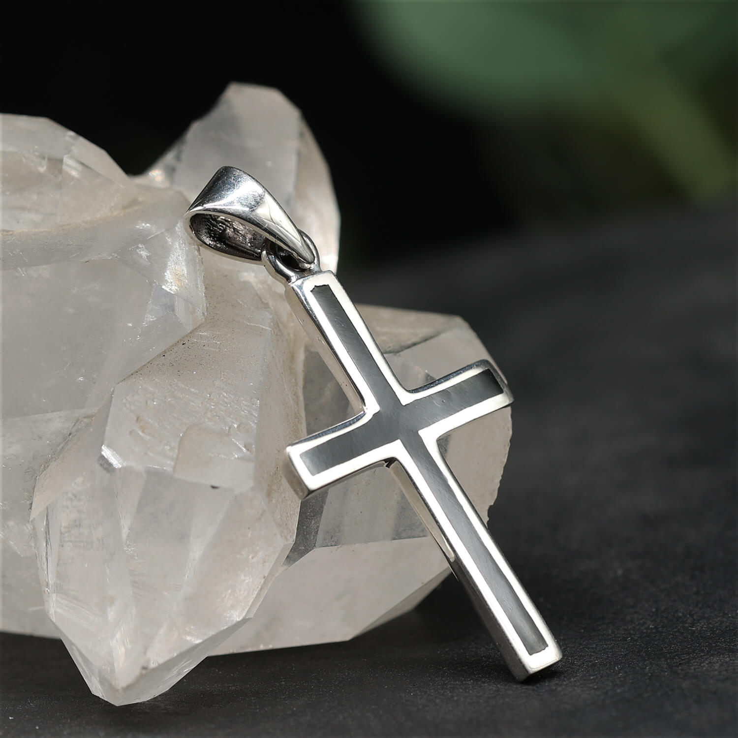 Cross with onyx jewelry pendant, silver 925