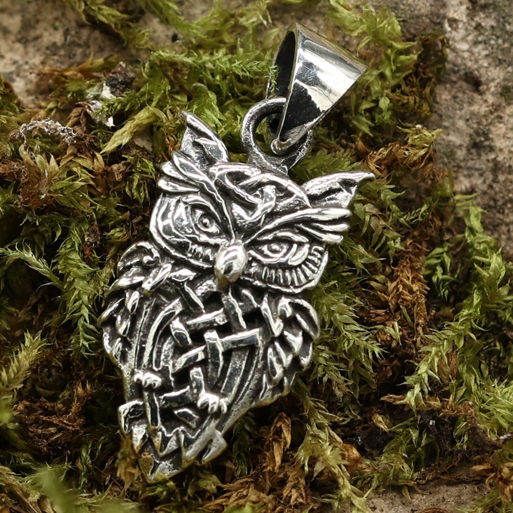 Eule Schmuckanhänger aus 925 Silber Keltenknoten Silberschmuck magisch
