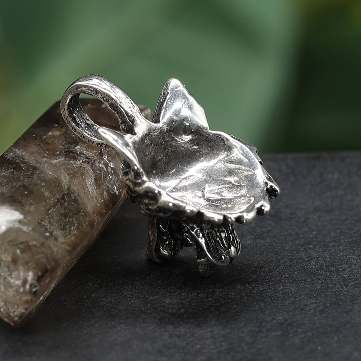 Wolf Silber Schmuck hinten