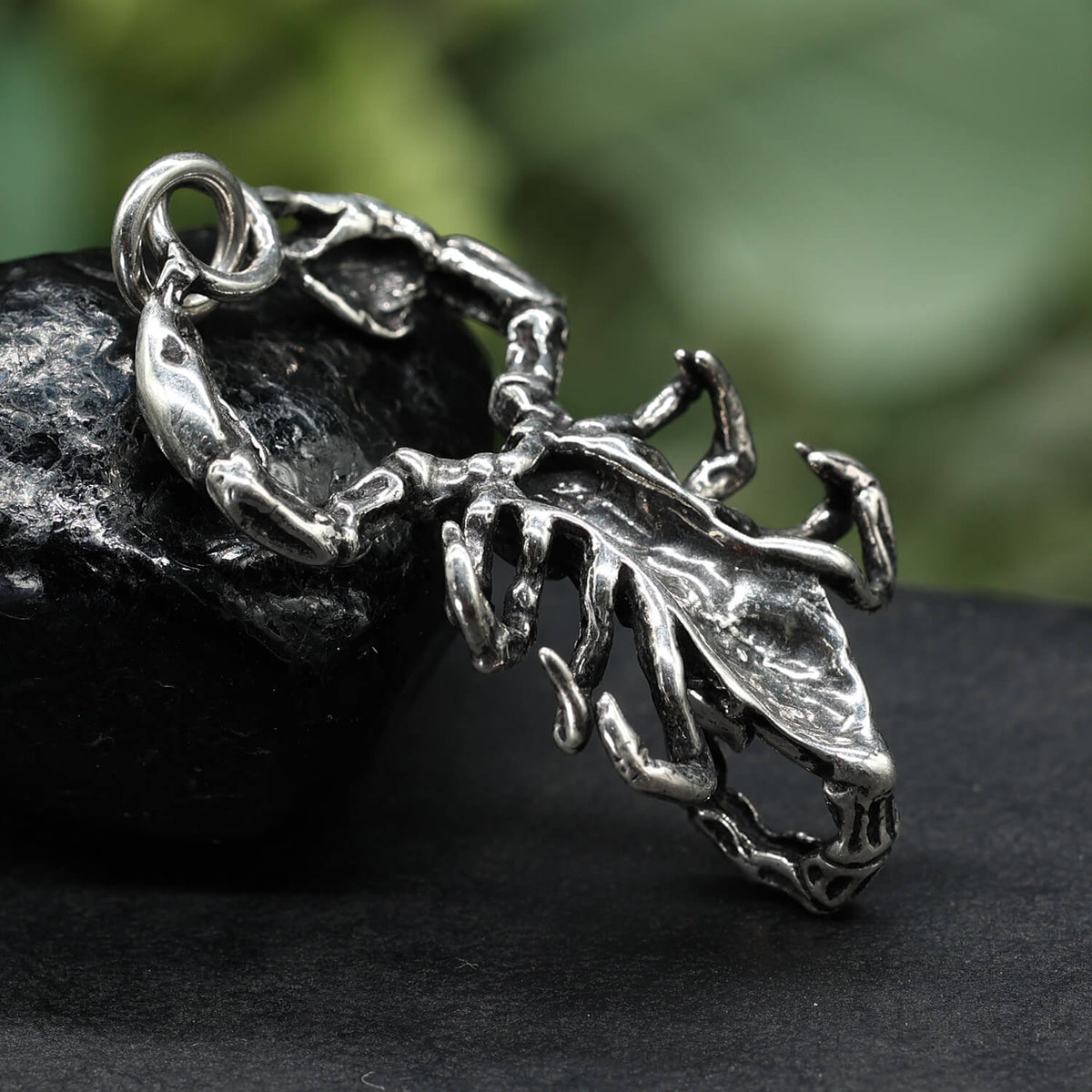 Skorpion Silberschmuck Anhänger hinten