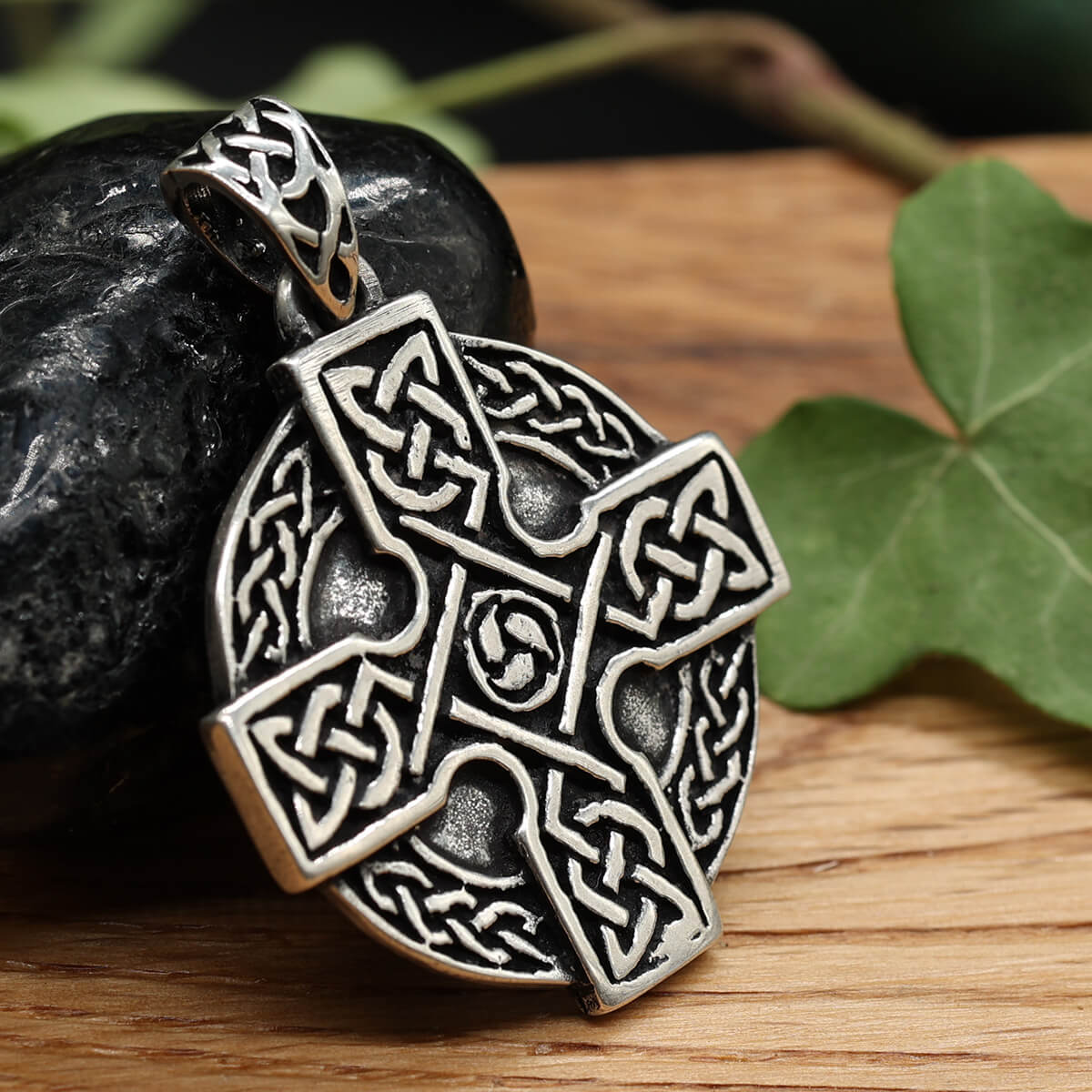 Keltenkreuz Anhänger Silber edler Silberschmuck gleichschenkelig
