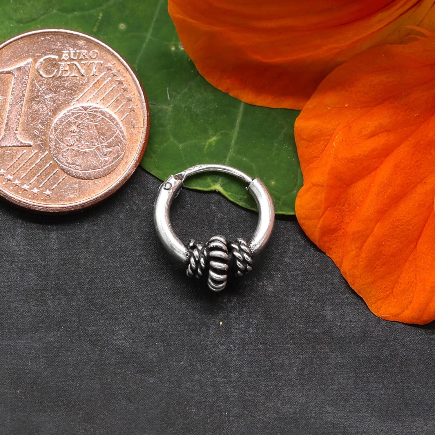 Silberne Creole verziert 10 mm ausgefallener Ohrring