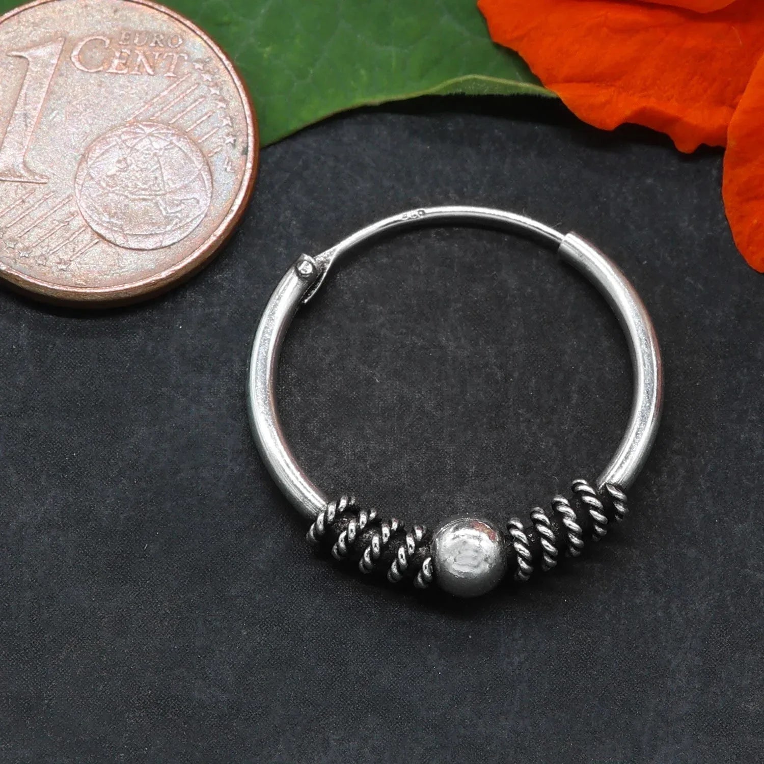 Silber Creole verziert mit Kugel 20 mm