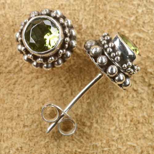 Ohrstecker Peridot rund