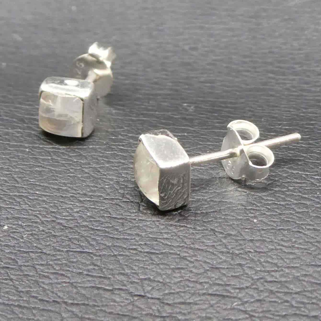 Mondstein Ohrschmuck edler weiß schimmernder Stein