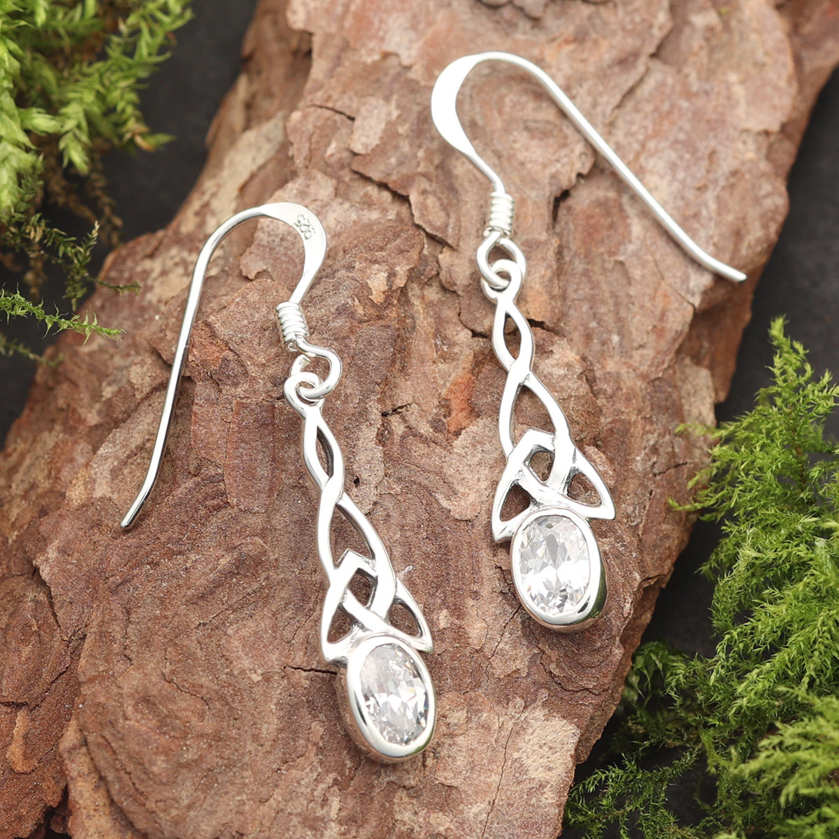 Amethyst earrings set in Celtic knots, 925 silver drop earrings