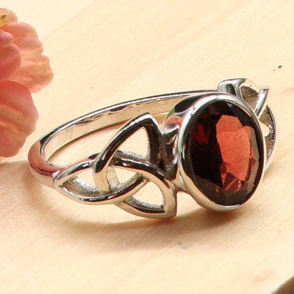 Granat Ring keltisch 925er Silber Damenring