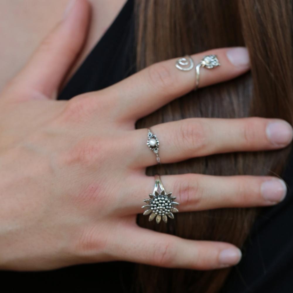 Perlmutt ring zeitlos schön filigran gearbeiteter Schmuck