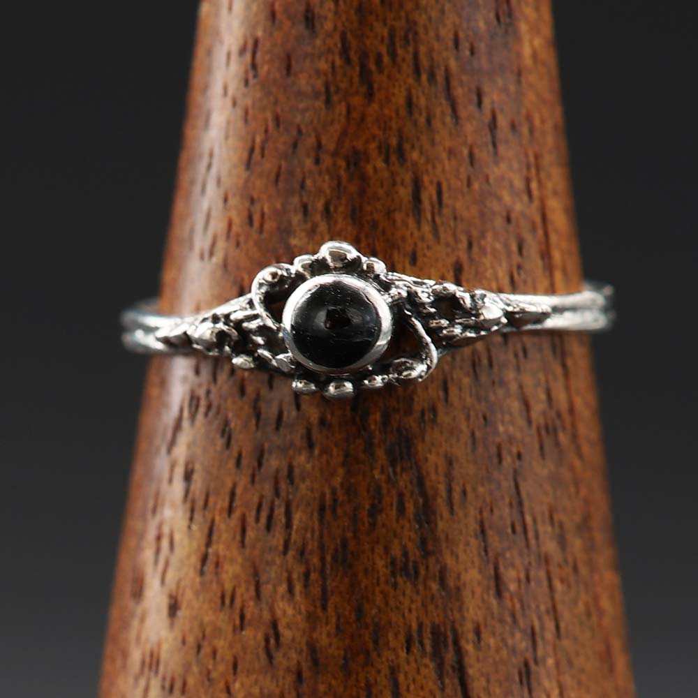 Frauen Kinder Silberring mit schwarzem Onyx