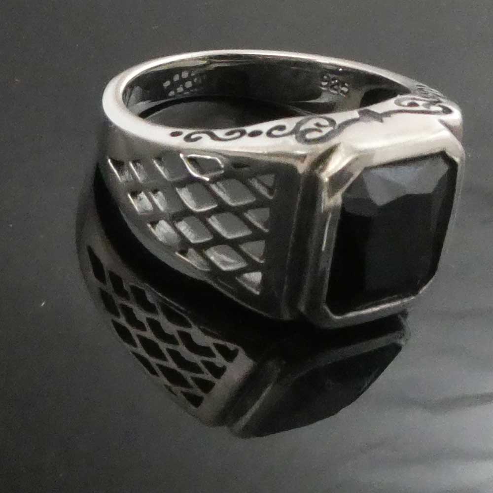 Edler Silberring Herren schwarzer Stein Gothic Mittelalter