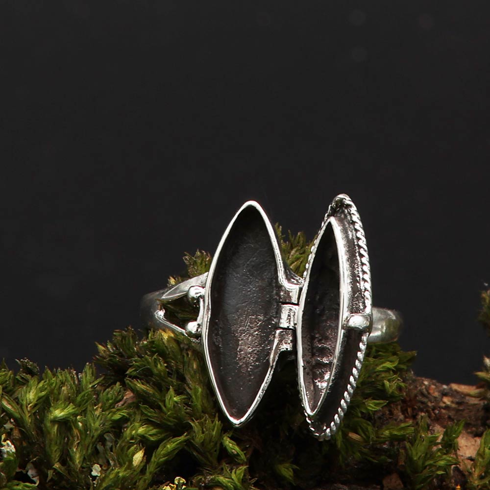 Ring mit Giftfach aus Sterlingsilber unauffälliges design