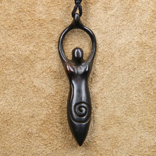 Göttin Schmuck Horn