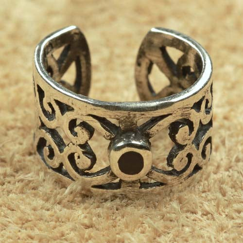 Ohrklemme mit Onyx 925 Silber