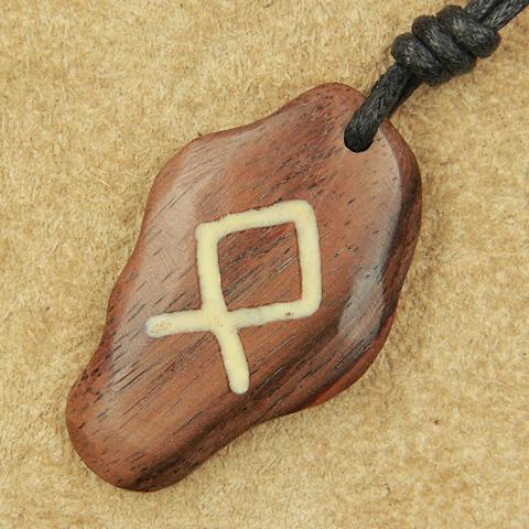 Rune holz schmuck othala