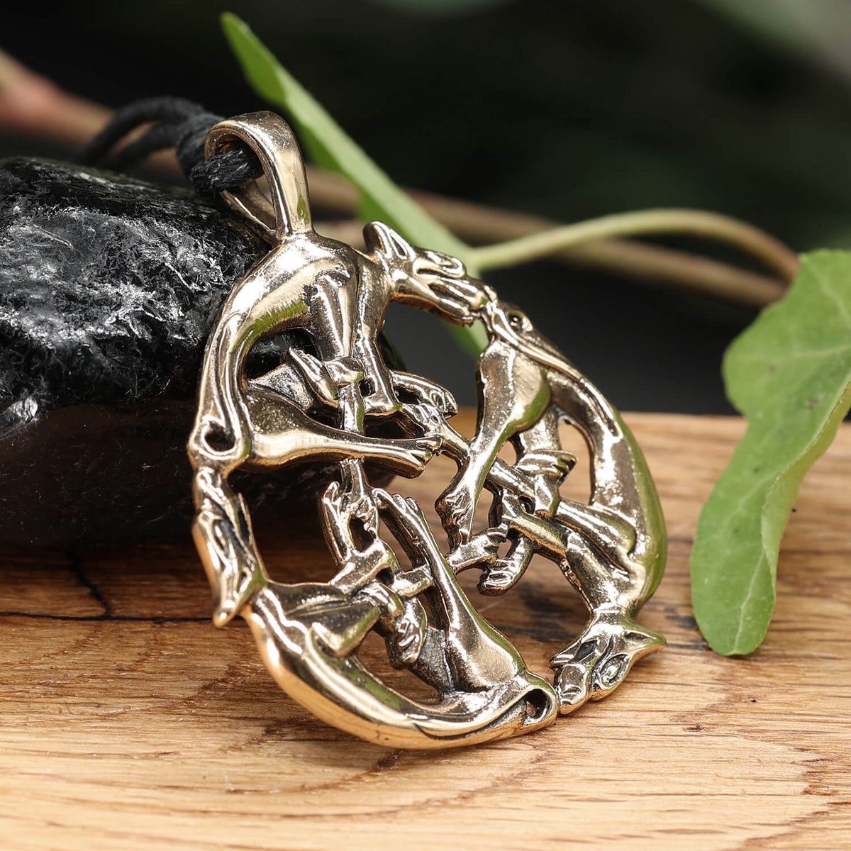 Keltischer Anhänger Schmuck Wilde Jagd Bronze
